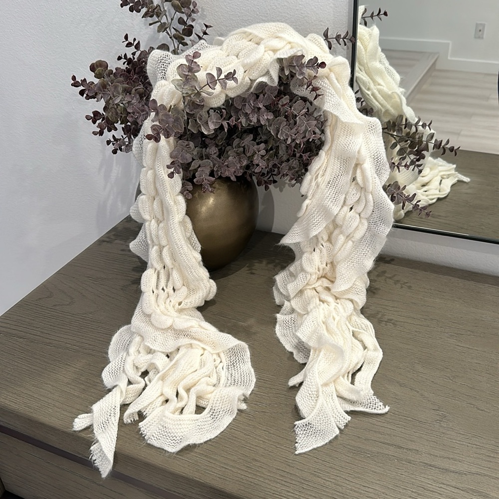 White long scarf